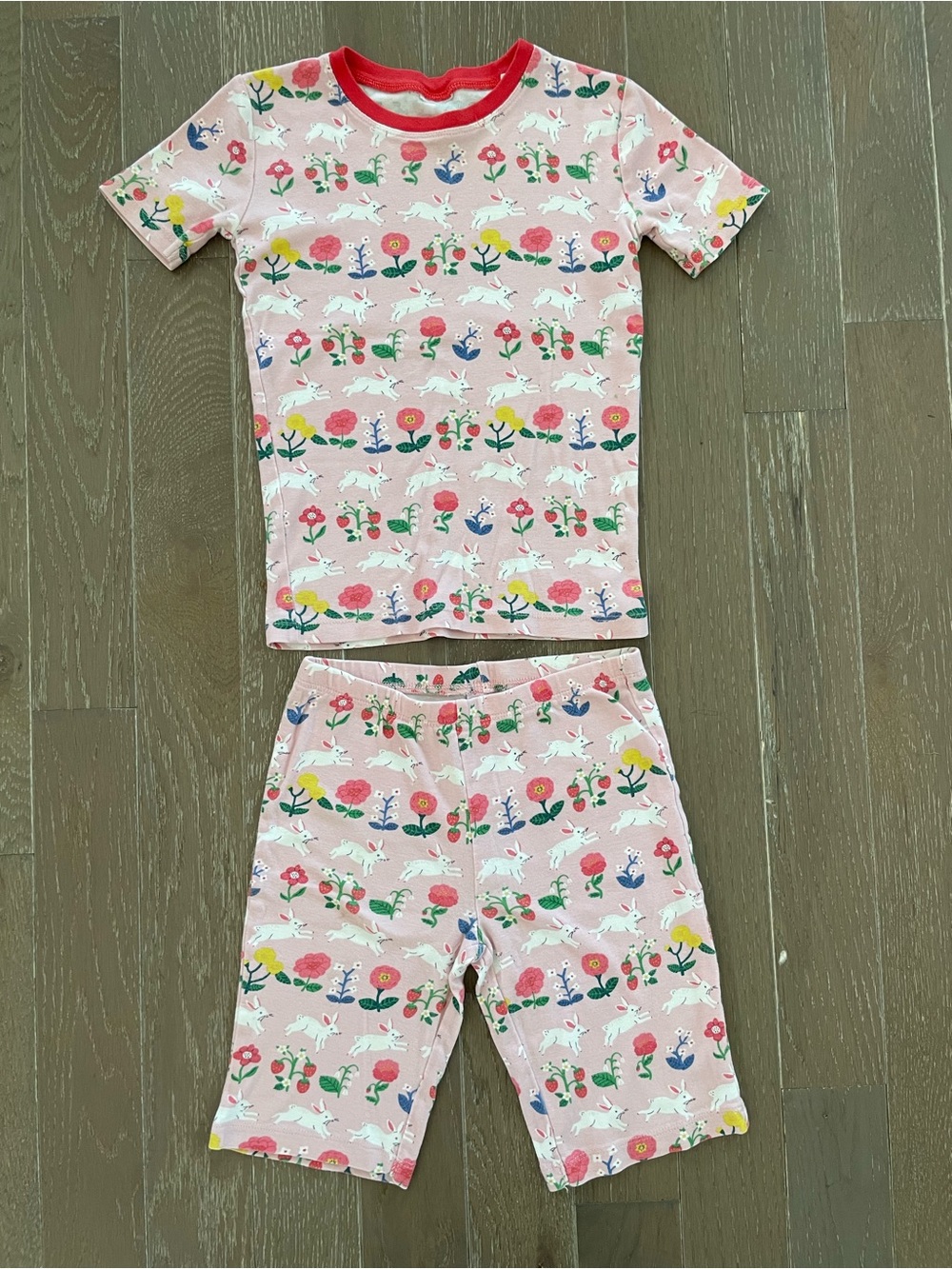 Mini Boden Bunny Field Pink Floral/Bunny Short-Sleeve Pajama Set